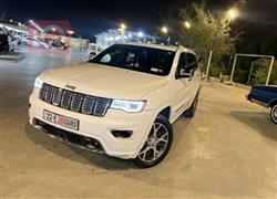 جیپ گراند شیرۆکی